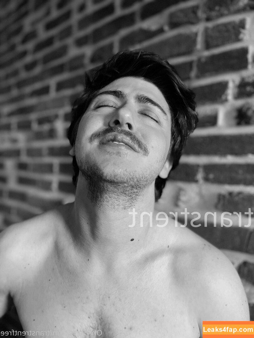 transtrentfree / toesaintfree leaked photo photo #0048