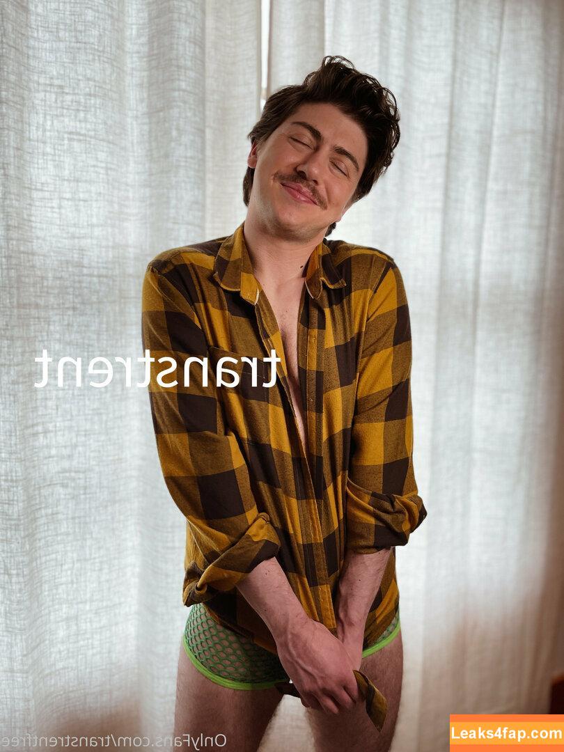 transtrentfree / toesaintfree leaked photo photo #0054