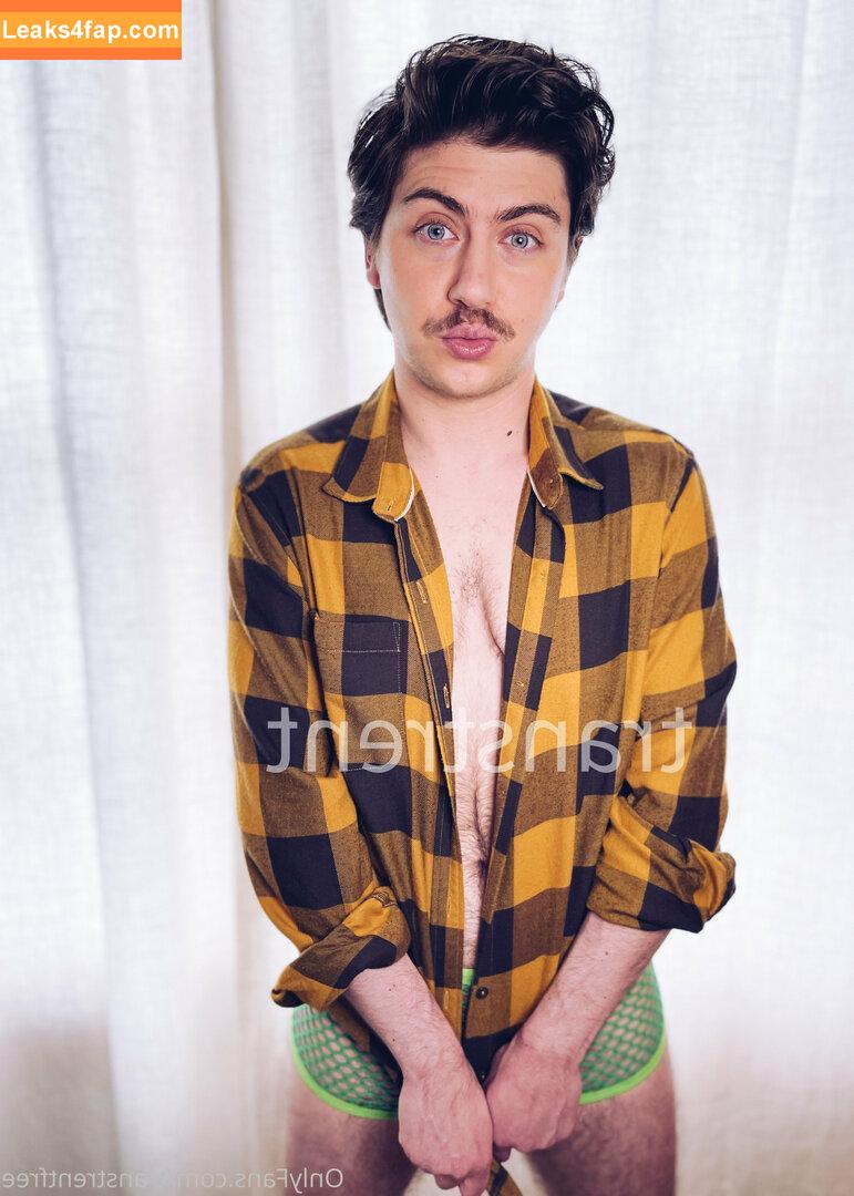 transtrentfree / toesaintfree leaked photo photo #0060