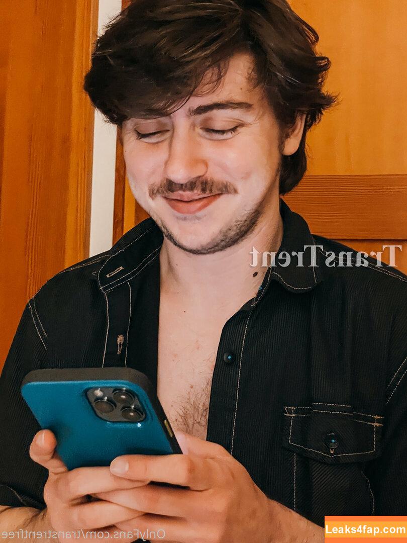 transtrentfree / toesaintfree leaked photo photo #0223