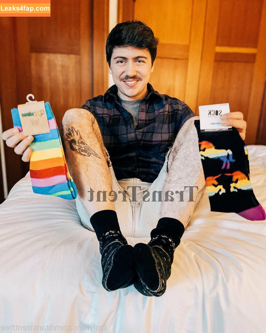 transtrentfree / toesaintfree leaked photo photo #0228