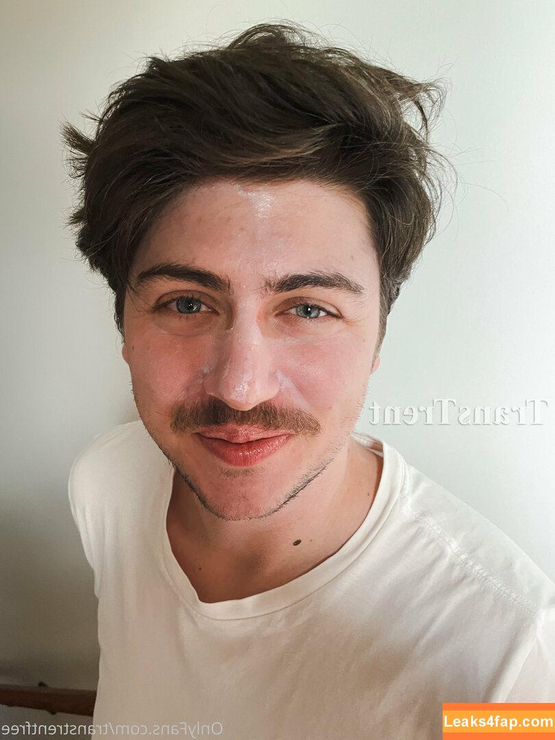 transtrentfree / toesaintfree leaked photo photo #0247