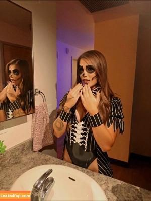 Treasure Rinaldi photo #0044