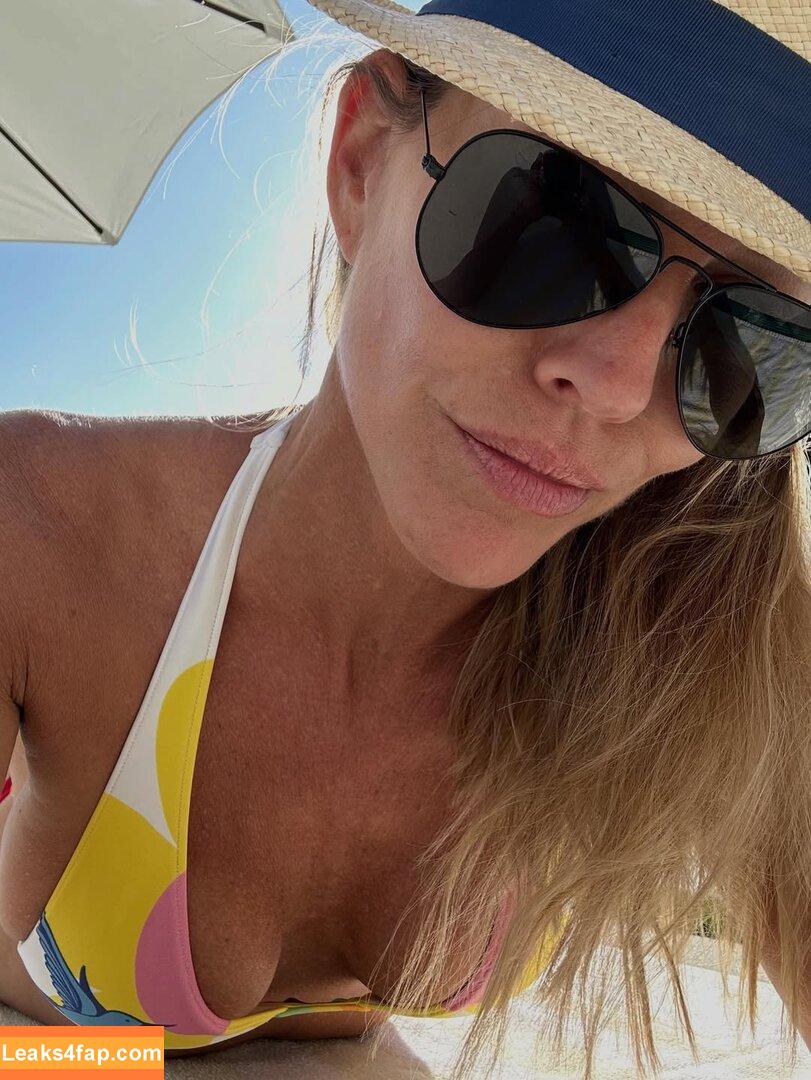 Tricia Helfer / Cylon / officialtriciahelfer leaked photo photo #0261