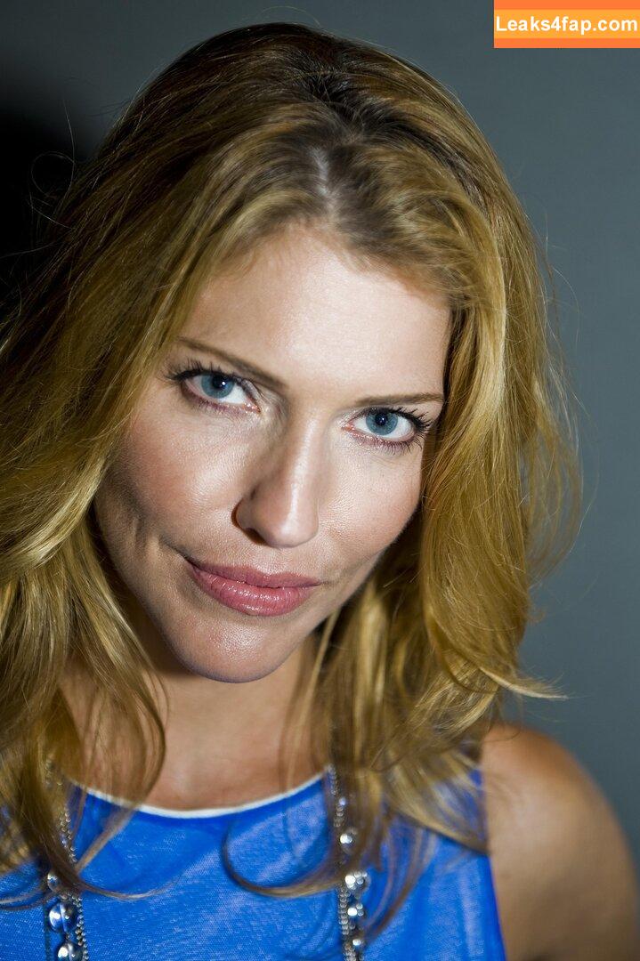 Tricia Helfer / Cylon / https: / officialtriciahelfer / triciahelfer leaked photo photo #0429