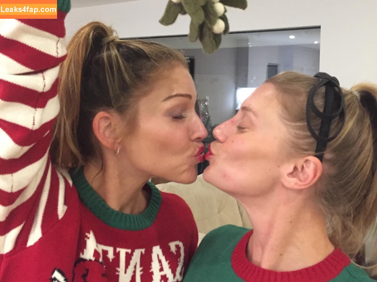 Tricia Helfer / Cylon / https: / officialtriciahelfer / triciahelfer leaked photo photo #0444