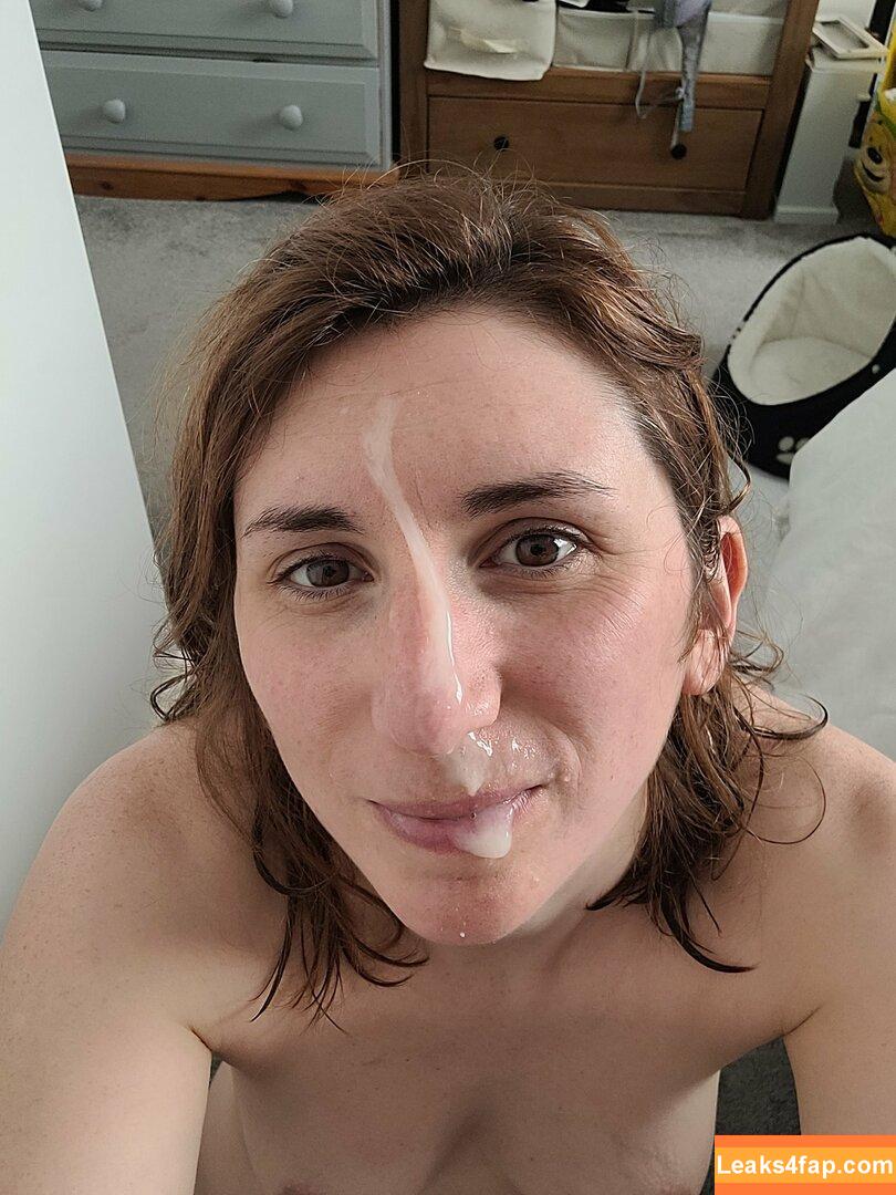 Trimalchio87 / Bee leaked photo photo #0077