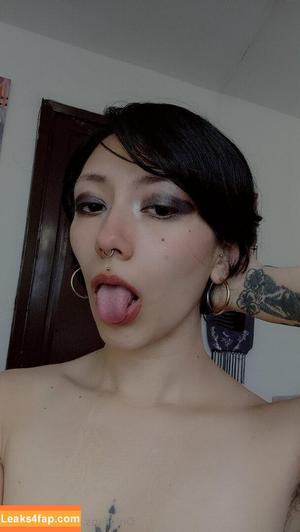 trini_triny photo #0004