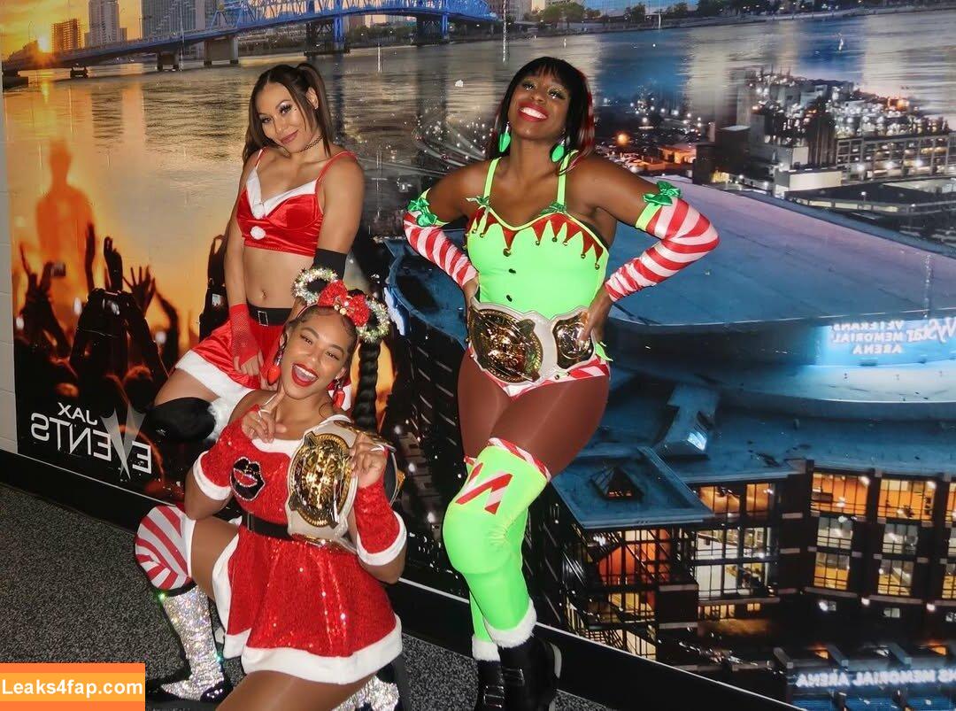 Trinity Fatu / trinity_fatu leaked photo photo #0101