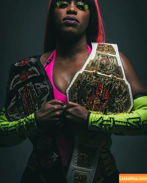 Trinity Fatu фото #0027