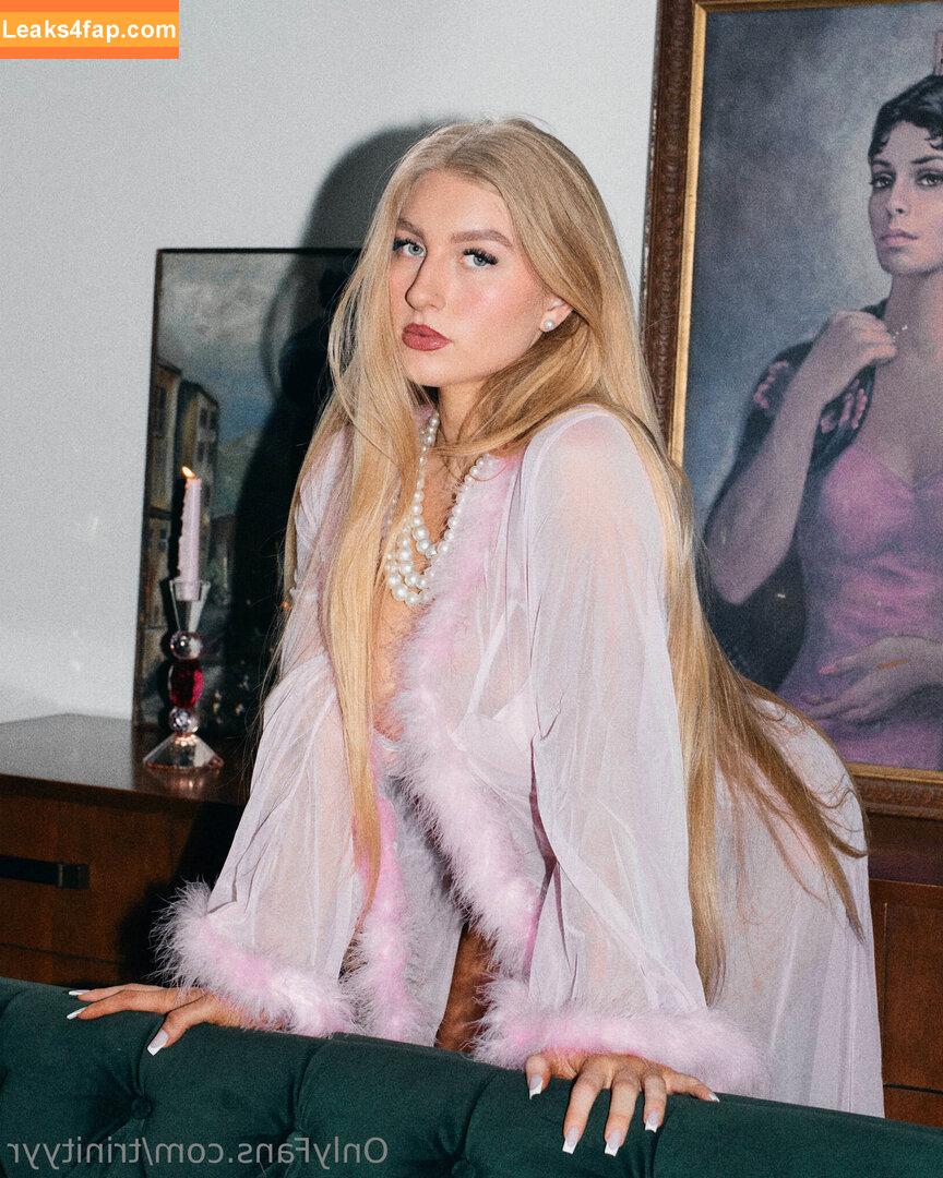 trinityyr / _treenitea leaked photo photo #0021