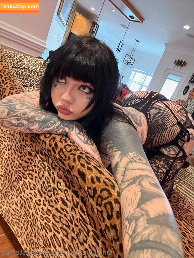 triplexcelestefree /  leaked photo photo #0028