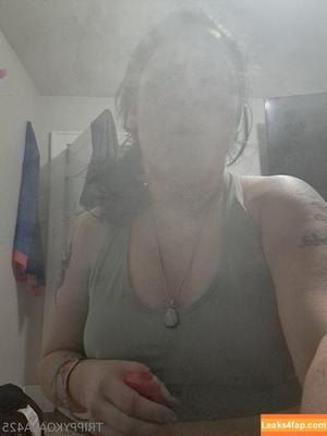 trippykoala425 photo #0072