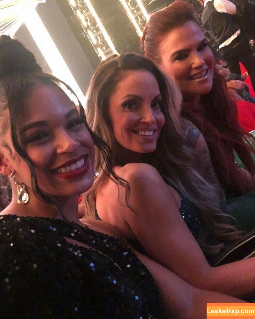 Trish Stratus / trishstratuscom слитое фото фото #0005