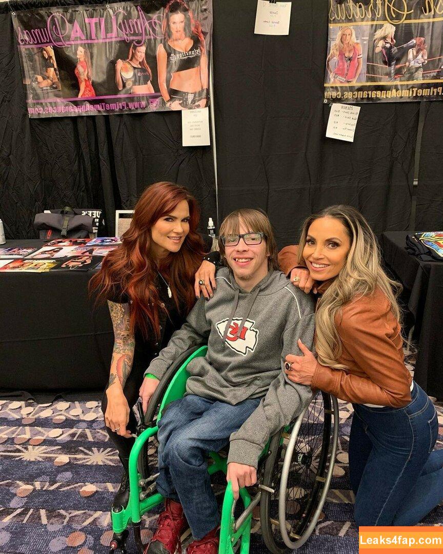 Trish Stratus / trishstratuscom слитое фото фото #0010