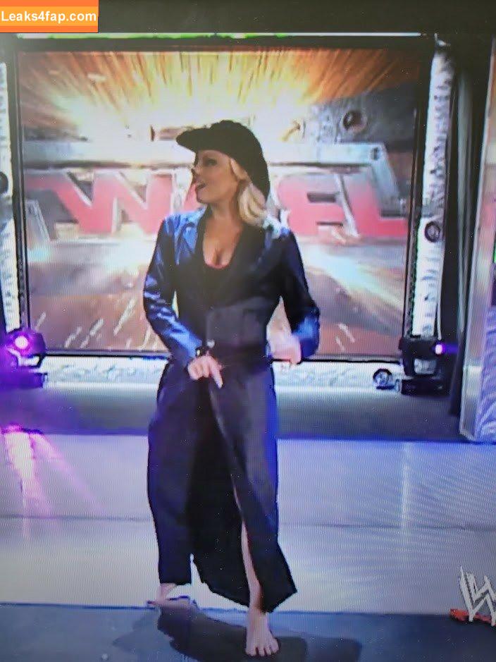 Trish Stratus / trishstratuscom leaked photo photo #0036