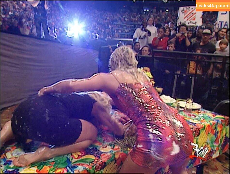 Trish Stratus / trishstratuscom leaked photo photo #0047