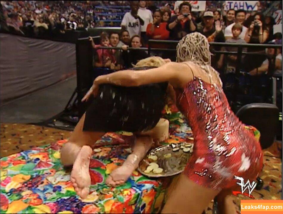 Trish Stratus / trishstratuscom leaked photo photo #0049