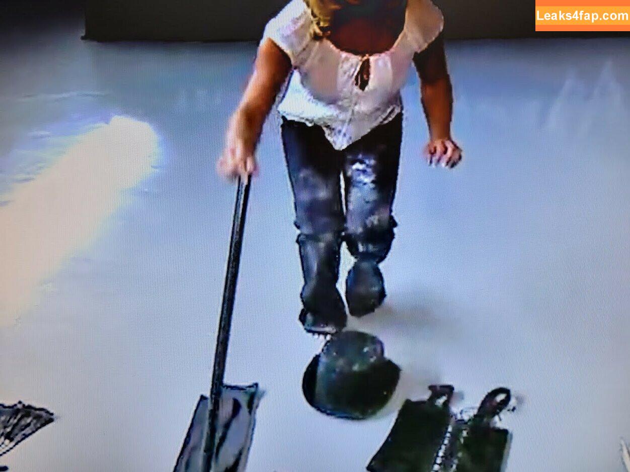 Trish Stratus / trishstratuscom leaked photo photo #0068