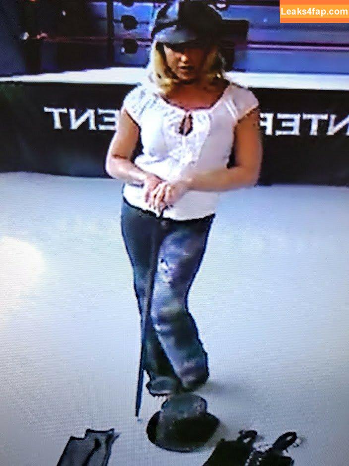 Trish Stratus / trishstratuscom leaked photo photo #0073