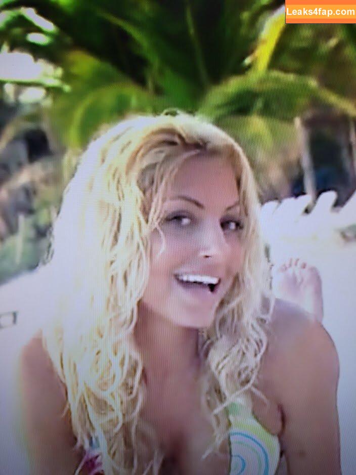 Trish Stratus / trishstratuscom leaked photo photo #0106