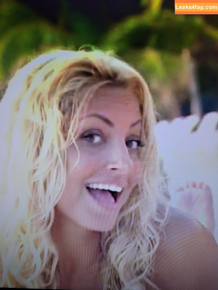 Trish Stratus / trishstratuscom leaked photo photo #0107
