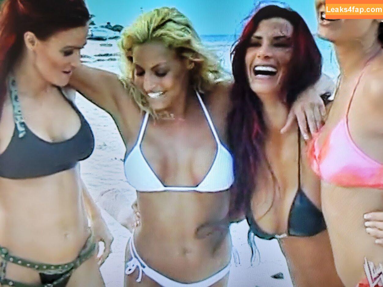 Trish Stratus / trishstratuscom leaked photo photo #0126