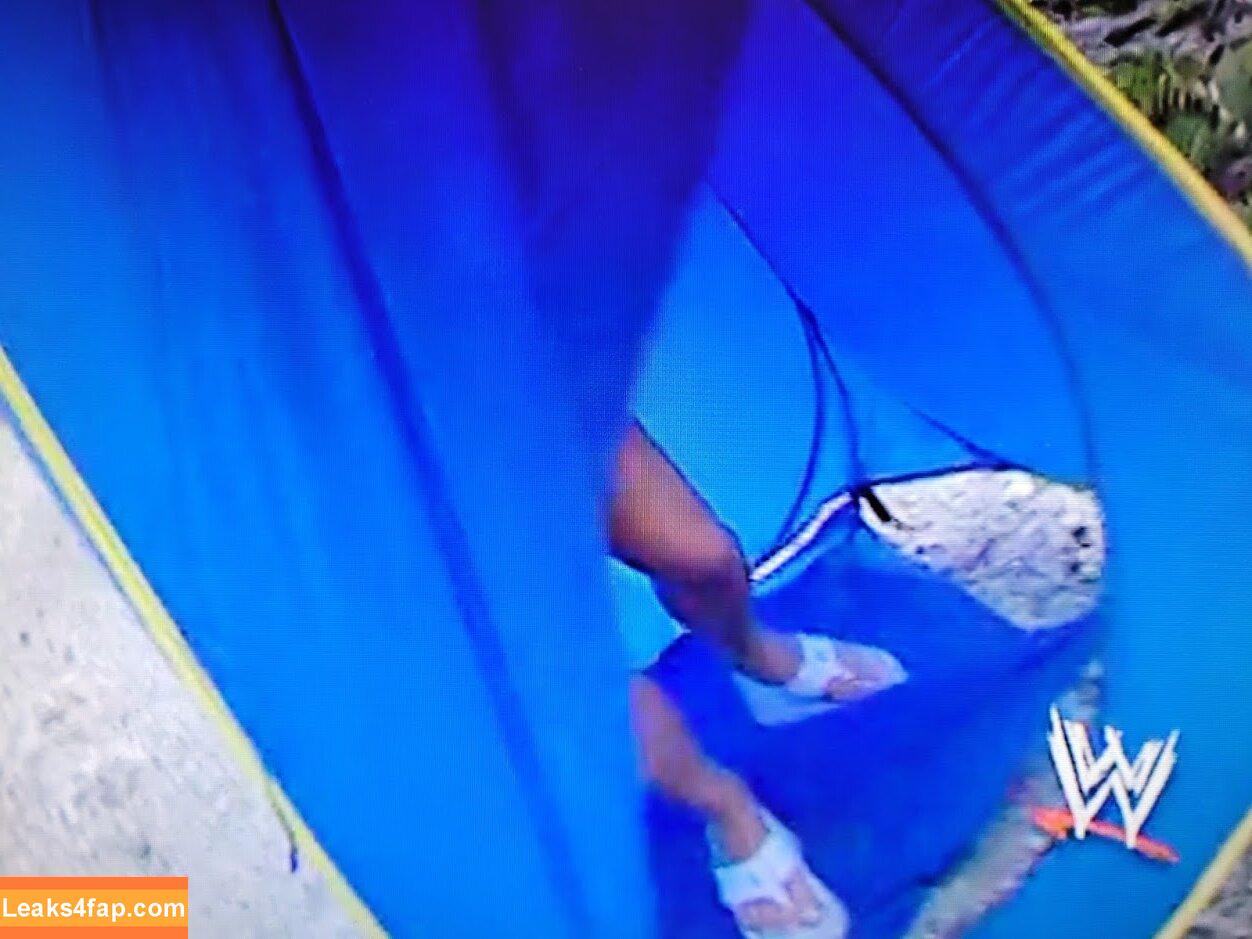 Trish Stratus / trishstratuscom leaked photo photo #0168