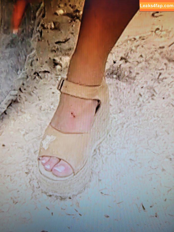 Trish Stratus / trishstratuscom leaked photo photo #0176