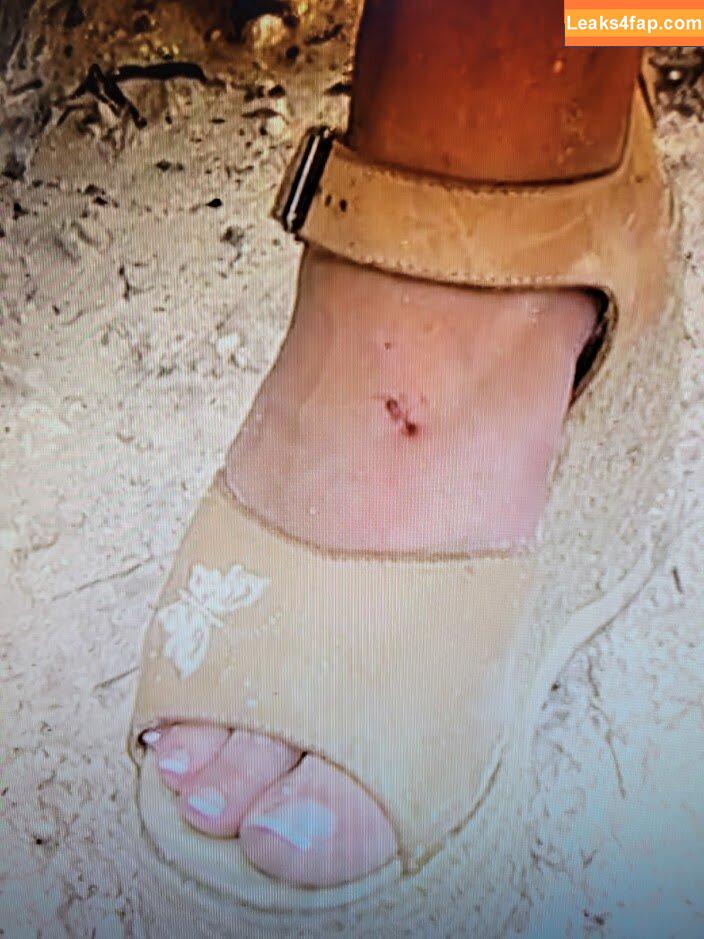 Trish Stratus / trishstratuscom leaked photo photo #0177