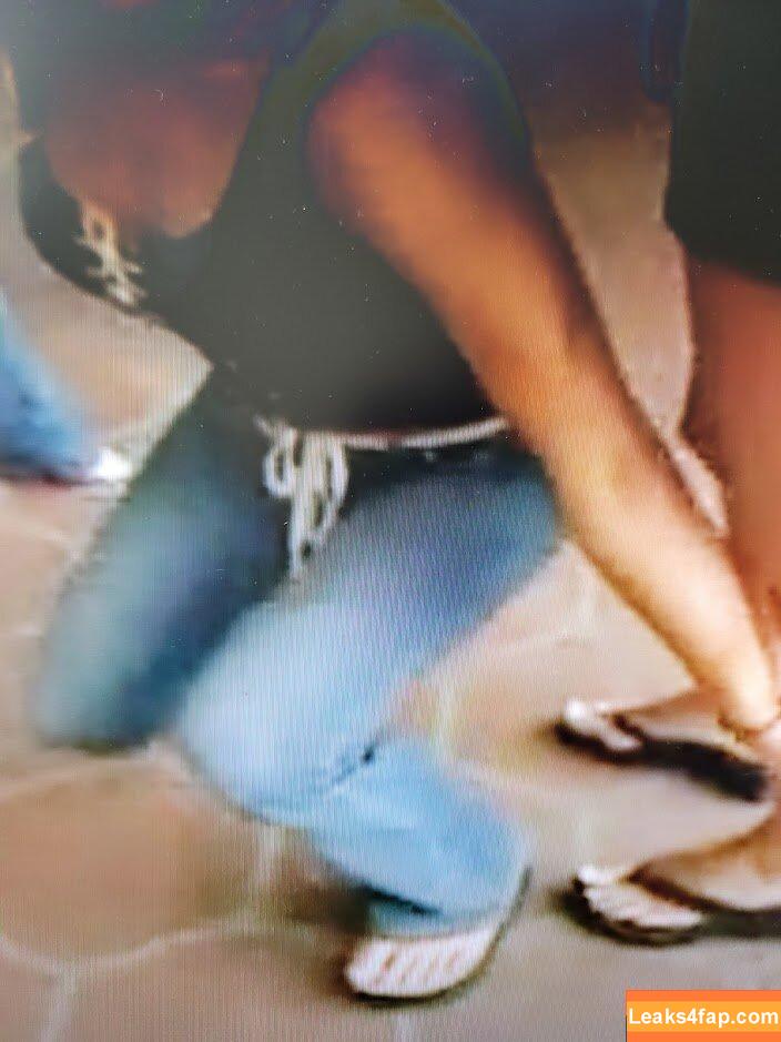 Trish Stratus / trishstratuscom leaked photo photo #0183