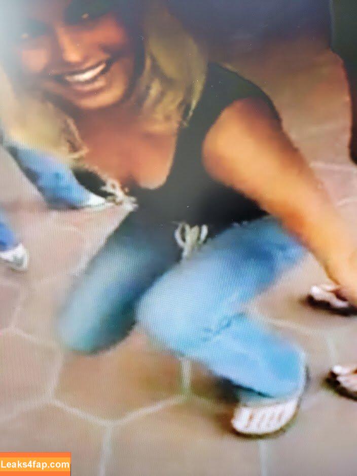 Trish Stratus / trishstratuscom leaked photo photo #0187