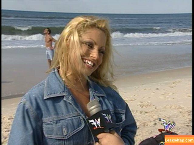 Trish Stratus / trishstratuscom leaked photo photo #0297