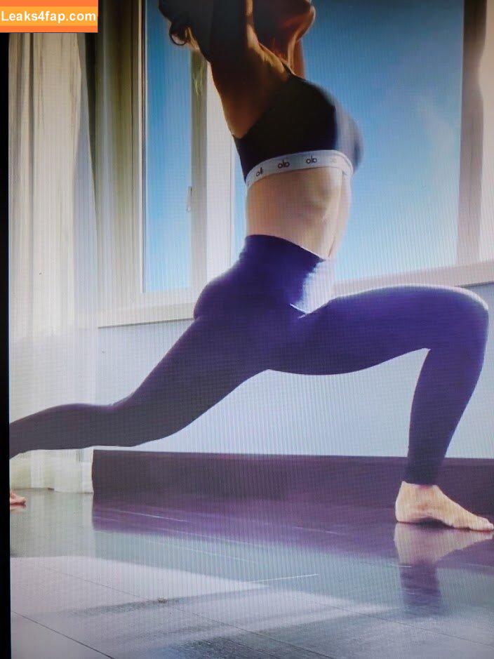 Trish Stratus / trishstratuscom leaked photo photo #0355