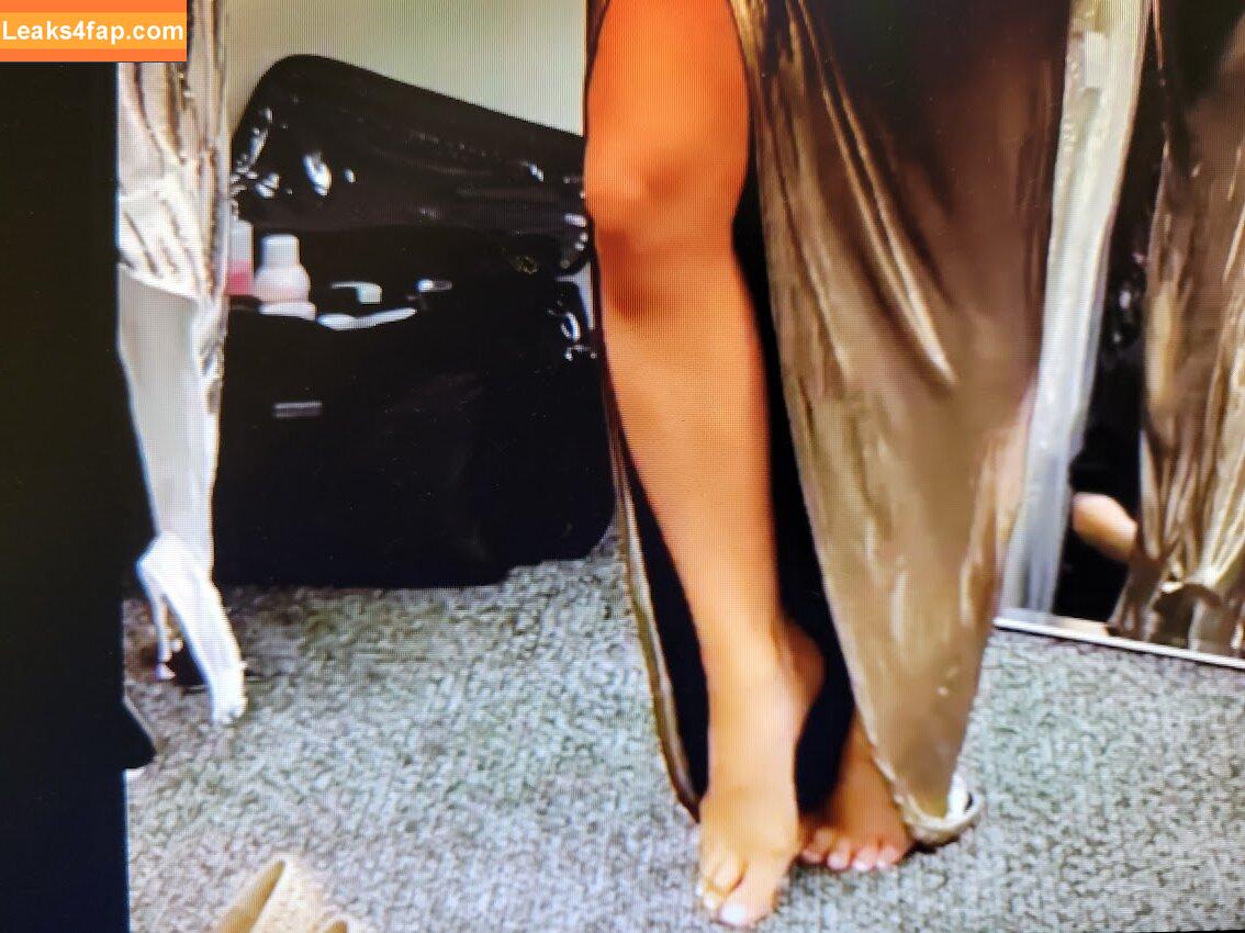 Trish Stratus / trishstratuscom leaked photo photo #0367