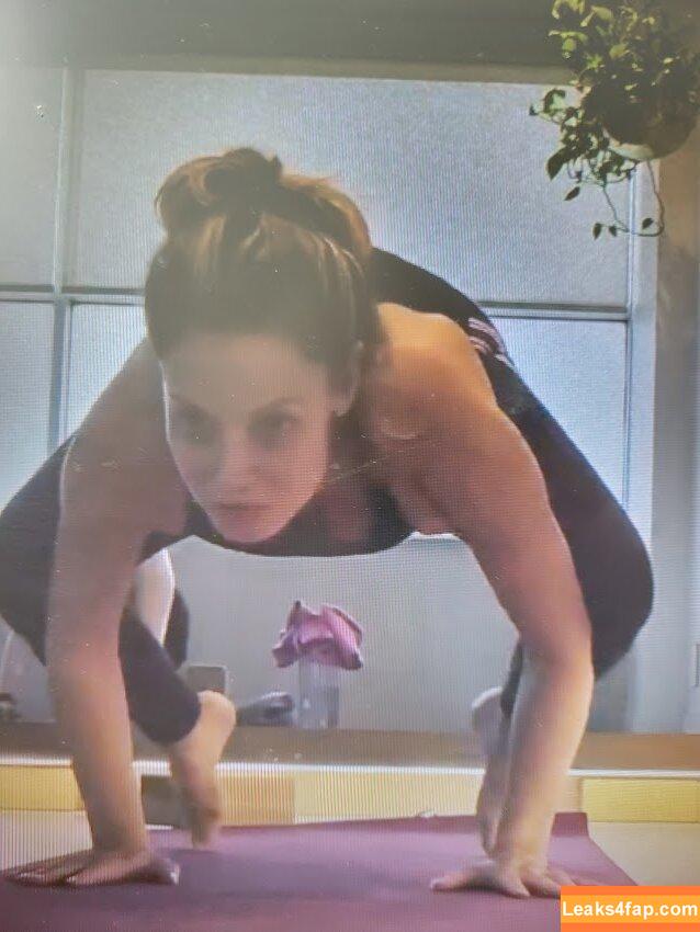 Trish Stratus / trishstratuscom leaked photo photo #0386