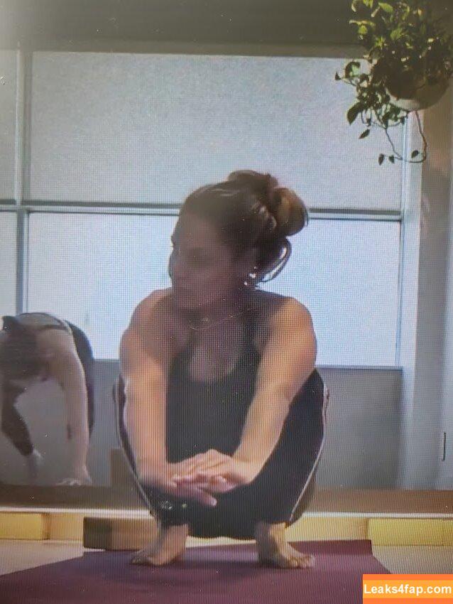 Trish Stratus / trishstratuscom leaked photo photo #0390