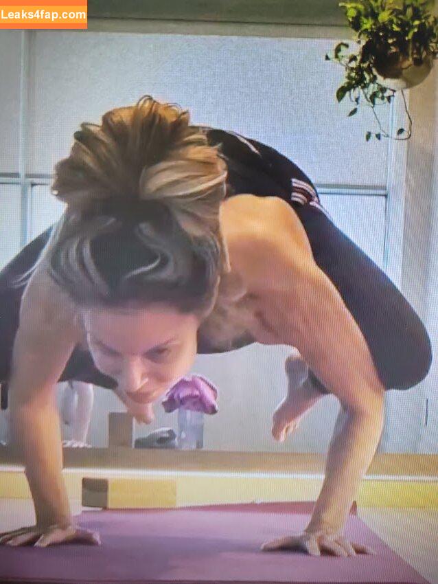 Trish Stratus / trishstratuscom leaked photo photo #0395