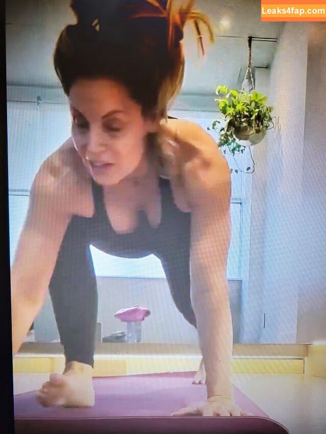 Trish Stratus / trishstratuscom leaked photo photo #0400