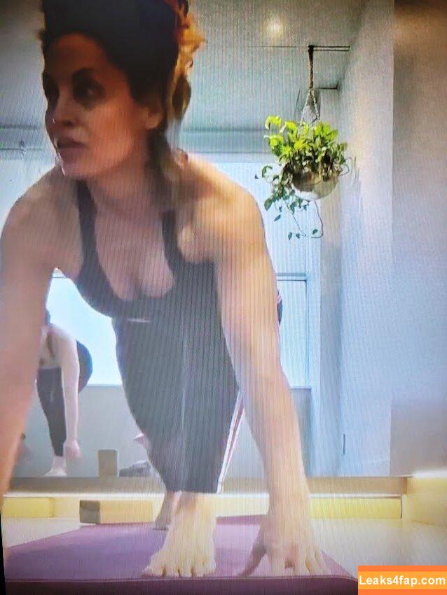 Trish Stratus / trishstratuscom leaked photo photo #0405