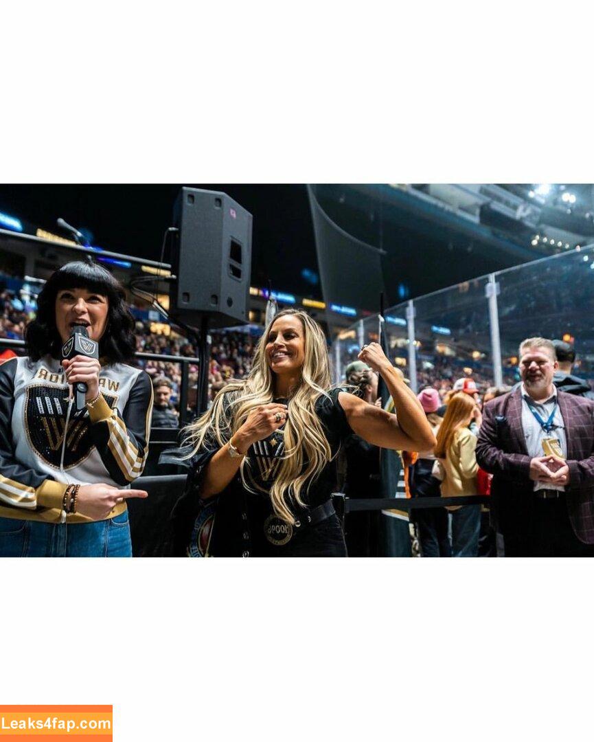 Trish Stratus / trishstratuscom leaked photo photo #0414