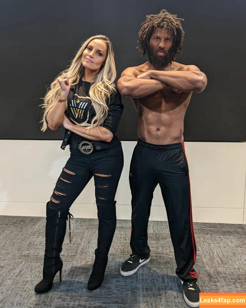 Trish Stratus / trishstratuscom leaked photo photo #0421