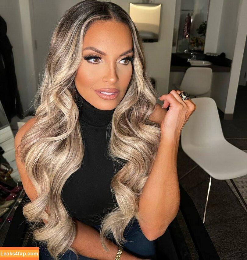 Trish Stratus / trishstratuscom leaked photo photo #0431