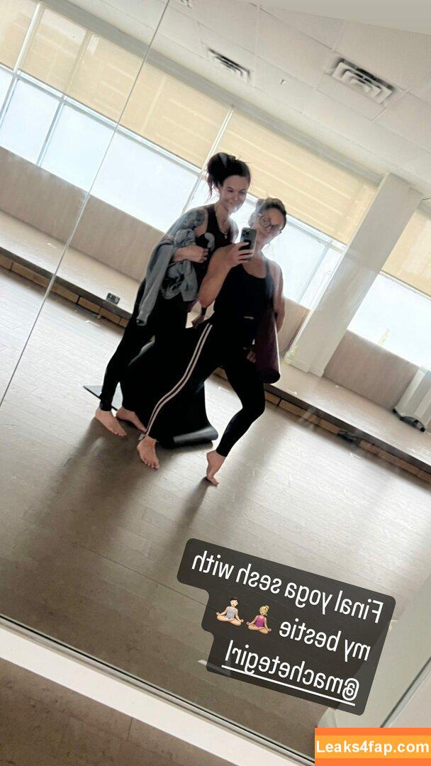 Trish Stratus / trishstratuscom leaked photo photo #0435