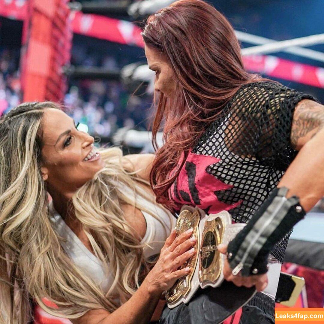 Trish Stratus / trishstratuscom leaked photo photo #0474