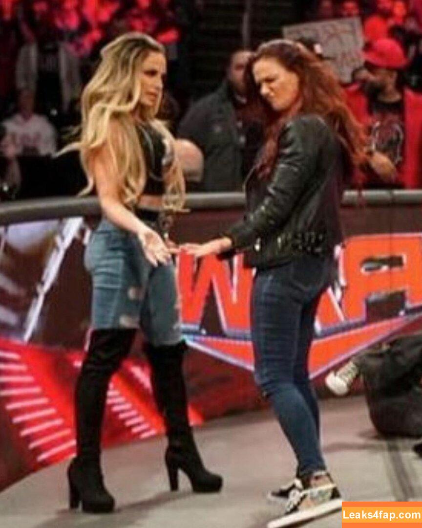 Trish Stratus / trishstratuscom leaked photo photo #0477