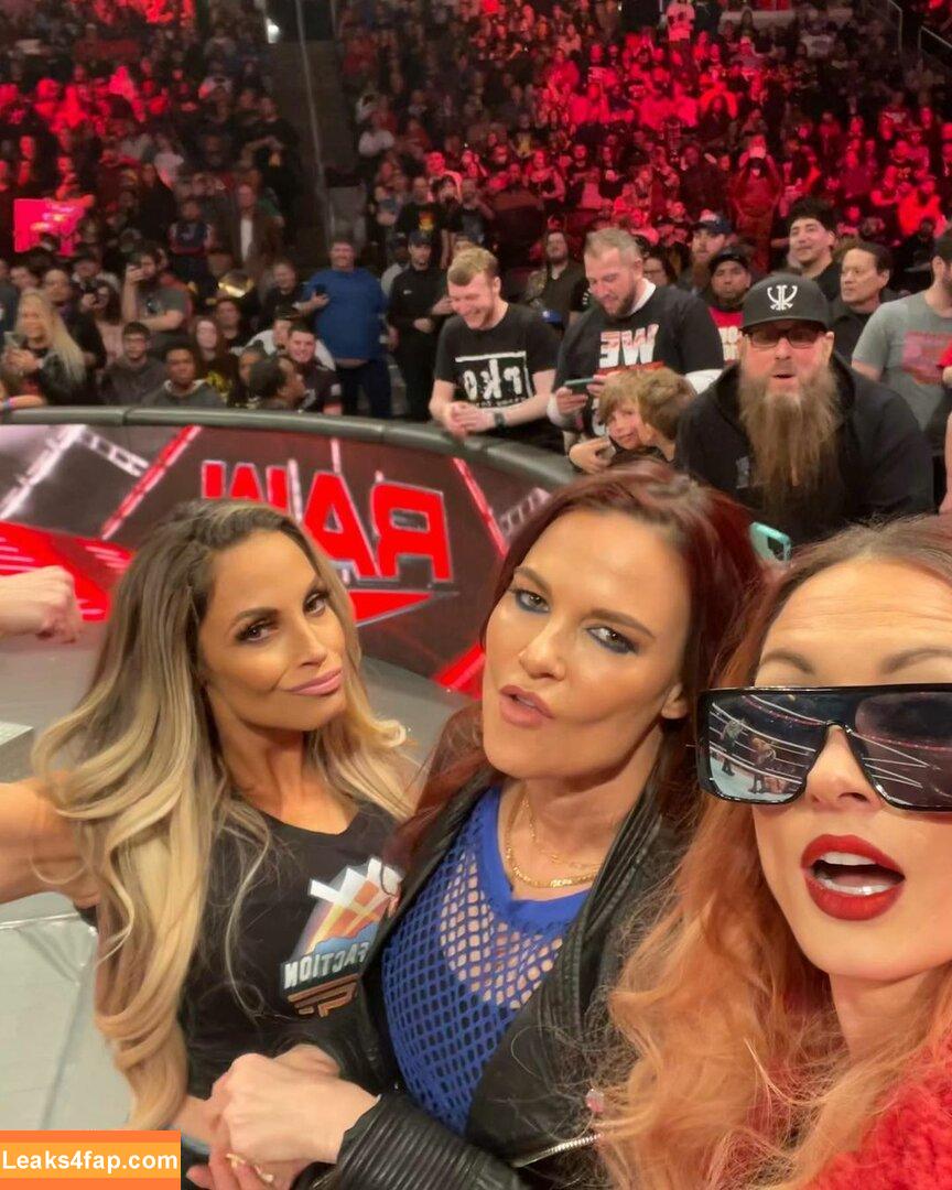 Trish Stratus / trishstratuscom слитое фото фото #0479