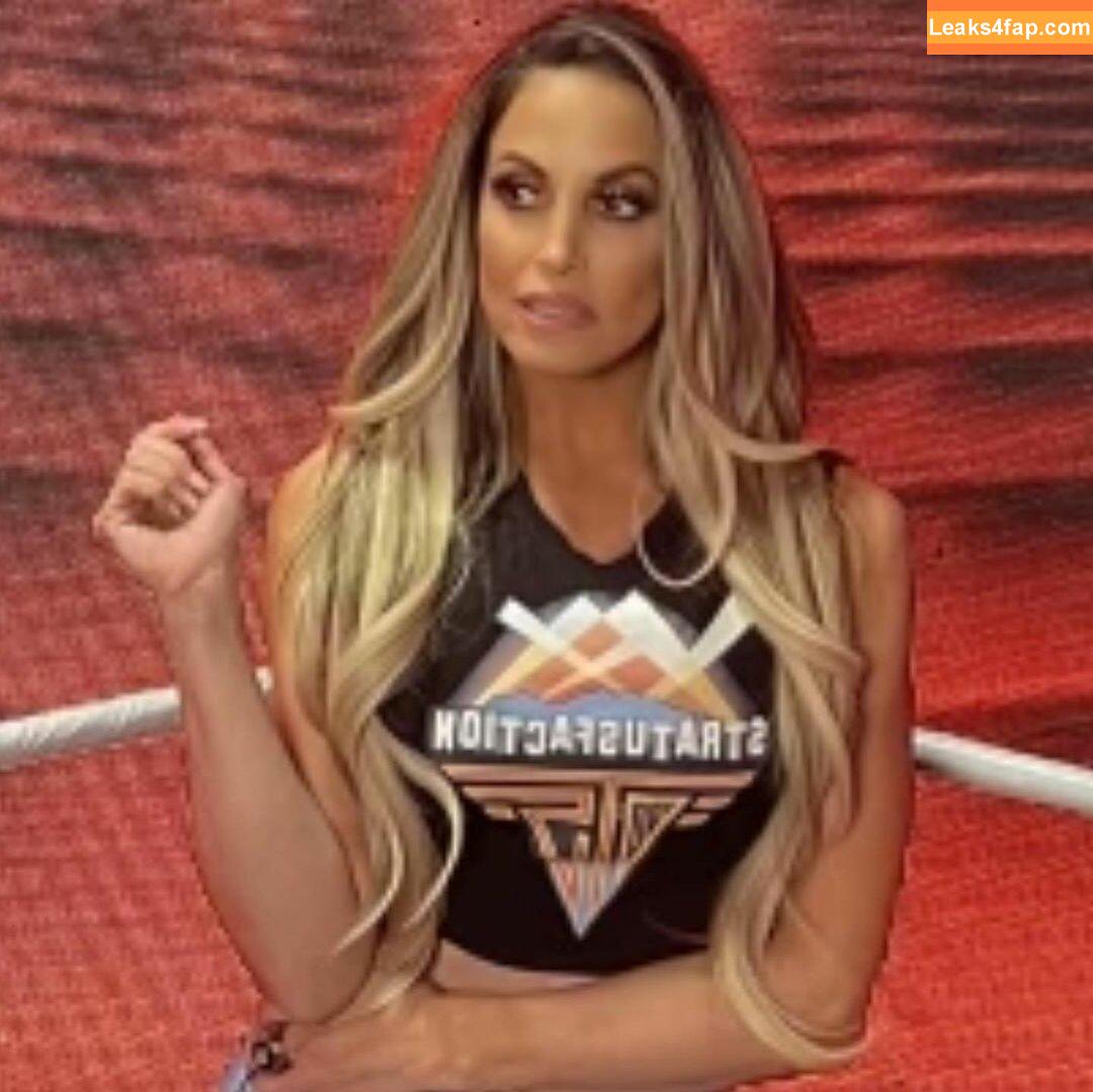 Trish Stratus / trishstratuscom слитое фото фото #0483