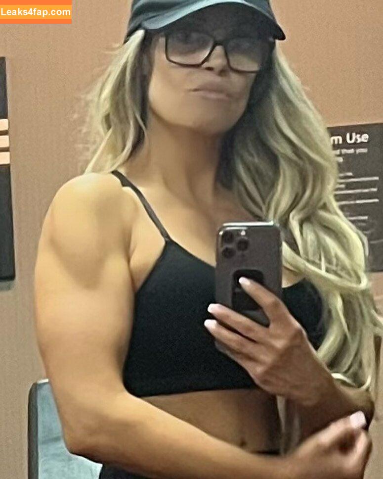 Trish Stratus / trishstratuscom leaked photo photo #0486