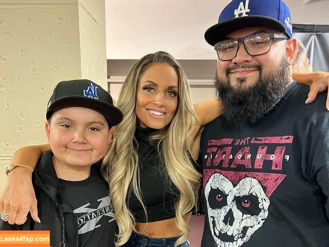 Trish Stratus / trishstratuscom leaked photo photo #0511